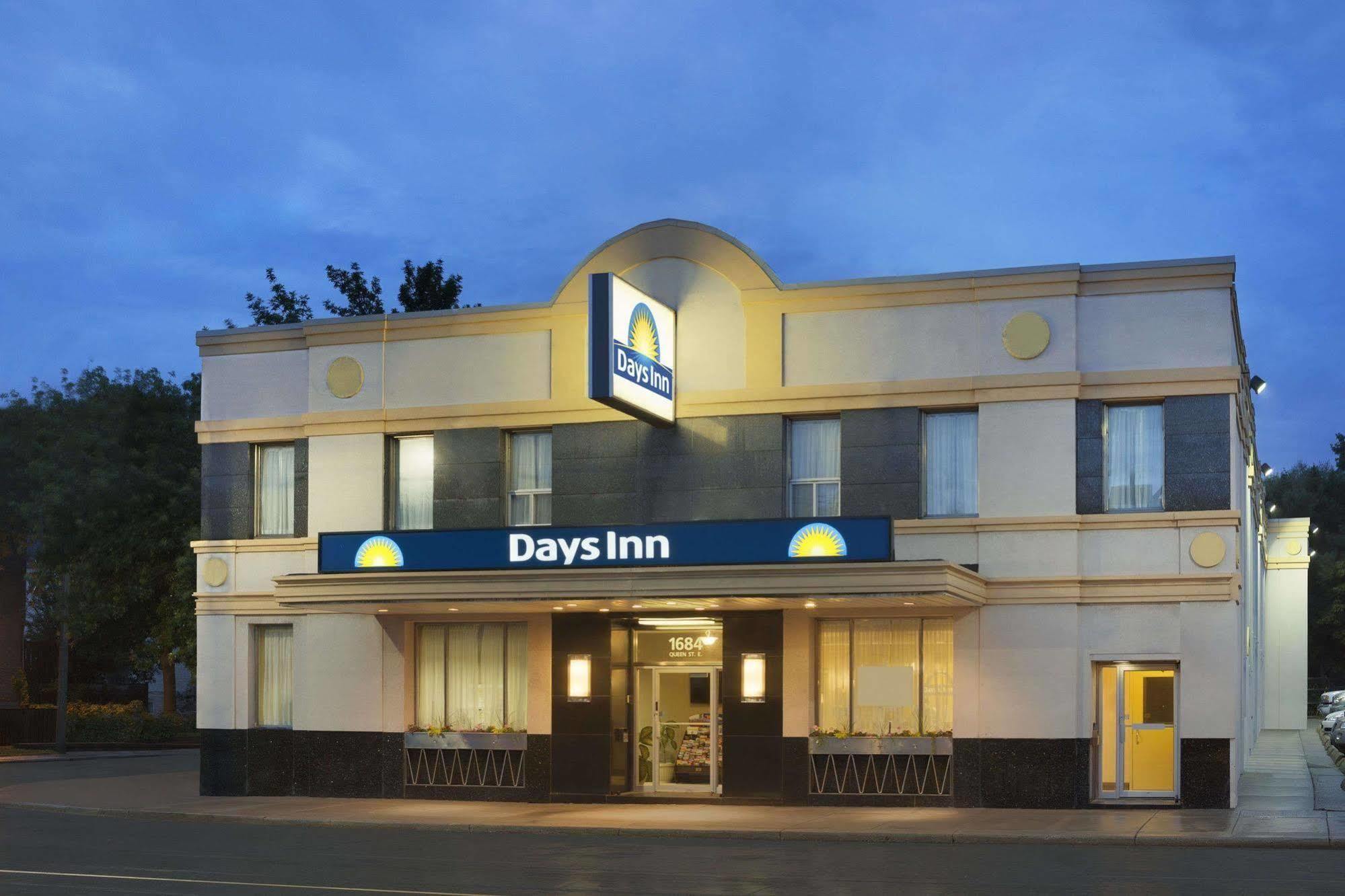 Days Inn By Wyndham Toronto East Beaches 외부 사진